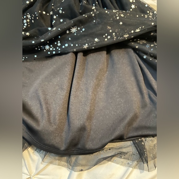 Sweater Dress with layered Tulle bottom size 6 - Picture 4 of 5